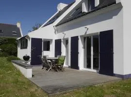 Moderne maison avec jardin et terrasse, 4 chambres, proche du bourg de Sauzon - FR-1-418-23