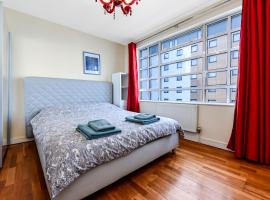 Spacious 2 Bedroom Apartment in Ealing Broadway – hotel w mieście Ealing