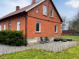 Gorgeous Home In Sdra Sandby With House A Panoramic View, pet-friendly hotel in Södra Sandby