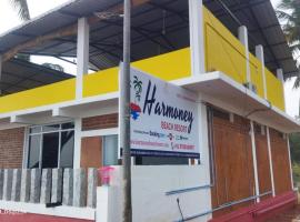 Paradise Harmony Beach Resort, hotel v destinaci Singānallūr