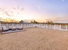 Golden Desert Ranch - Hot Tub, Fire Pit and BBQ! home