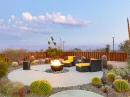 Sukha Life Hideaway - Hot Tub, Fire Pit, Privacy & Endless Views home