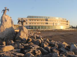 The Midland, готель у місті Моркем