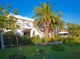 Villa Augusta Holiday, hotel with parking in Syracuse