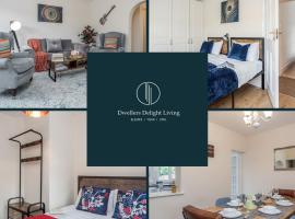 Dwellers Delight Living 3 Bed House 2 Bathroom with Wifi & Parking in Prime Location of London Chingford Enfield Area, allotjament vacacional a Chingford