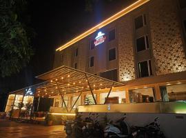 Dhule에 위치한 호텔 Hotel Ruturaj Regency