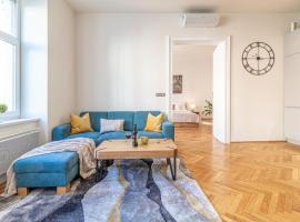 Stylish luxury flat in Old Town, feriebolig i Staré Mesto