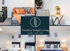 Dwellers Delight Living Ltd Serviced Accommodation Fabulous House 3 Bedroom, Hainault Prime Location ,Greater London with Parking & Wifi, 2 bathroom, Garden, hótel í Chigwell