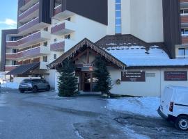 Appart 4/5 pers résidence 4* des Bergers pieds des pistes, hotelli L'Alpe-d'Huezissa