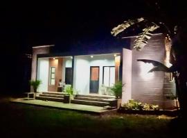 Lucas Transient House, hotel em Looc