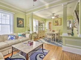 Allenhurst Abode with Porch and Central Location!, location de vacances 