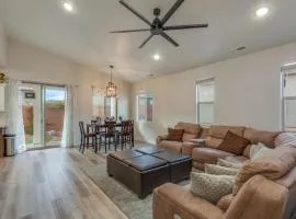 Ladera Resort 415 Brand New with a Private Yard, BBQ Grill, and resort Pool & Spa
