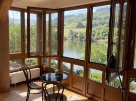 Boutique Guesthouse Das WOHLGEMUTH HEIM Mosel Weingut, hotel in Zell an der Mosel