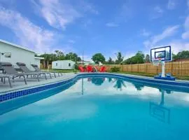 West Palm Beach Pool Home- Paxton