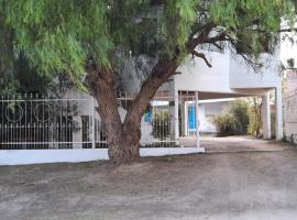 Los soles y el Mar، فندق في لاس غروتاس