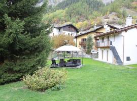 Appartamenti vista Monte Bianco Courmayeur-Entrèves，Entrèves勃朗峰航空公司附近的飯店