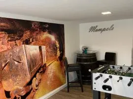 Mompels