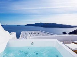 Luxury Santorini Villa Aegean Magic Villa 1 Bedroom Plunge Pool Sea Views, hotel i Thólos