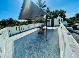 Lak Villa