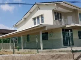 J & I Homestay