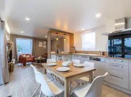 Chalet pour 6 - Domaine avec piscine chauffée