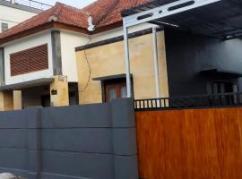 Juicezzy Home Fully Furnished 3 BR Guest House, partmenti szállás Singarajában