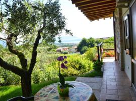 Antiche Mura Casa Vacanze, apartament a Puegnago sul Garda