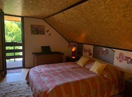 Holiday Home Zmaj، فندق في Zmajevac