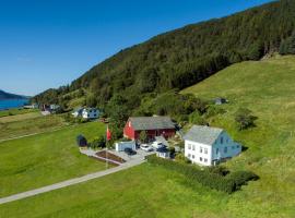 Kråen Gard, lodge i Larsnes