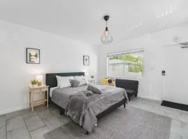 Wonderful Studio Residence 15 min from the beach