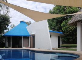 Casa San José, hotel with pools in El Conacaste