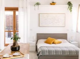 LOFT con Terrazzo - 3 min dalle Autostrade By followgreenhouserome