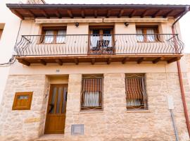 CASA TERE, hotel in Valderrobres