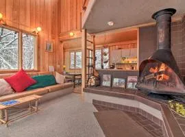 Cozy Ludlow Home 2 Mi to Okemo Mountain Resort!