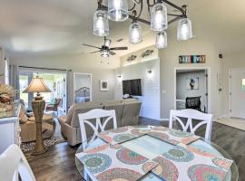 The Sail Away - Sebring Villa with Sunroom!, vila di Sebring