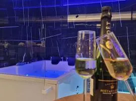 Romantic & Jacuzzi