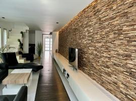 Luxurious villa during tomorrowland, hotel a Hemiksem