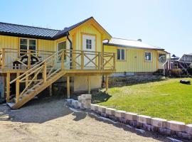 Holiday home SVANESUND IV, khách sạn ở Svanesund