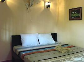 Captain Chim's Guest House, hotel in Kep