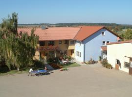 Ferienhof Arold, hotel in Creglingen