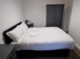 SELF CHECK IN APARTMENT DONCASTER, guesthouse kohteessa Doncaster