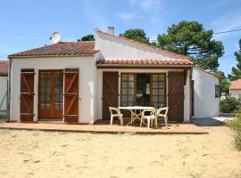 Maison La Tranche-sur-Mer, 3 pièces, 4 personnes - FR-1-22-217, hotel with parking in La Tranche-sur-Mer