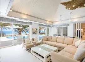 Ocean Front Villa Ishigakijima Ⅲ