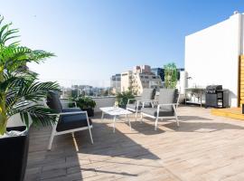 YalaRent Flora- Designed 1BR penthouse in Florentin, hotel blizu znamenitosti Plesni center Suzanne Dellal, Neve Tzedek, Tel Aviv