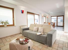 Apartment Ajdi, hotel in Ajdovščina