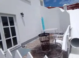 Lovely 2-Bedroom Accommodation in Paradise Beach