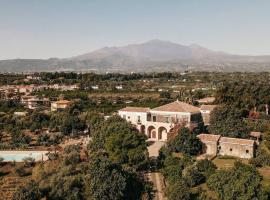 Puleera, hotel em San Leonardello