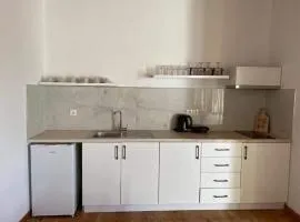 Thanasis studio