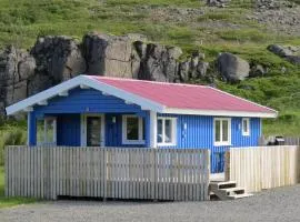 Hvammur 4 with private hot tub (Fagurgali)