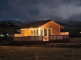 Hvammur 2 Bjarg with private hot tub, cabin in Drangsnes